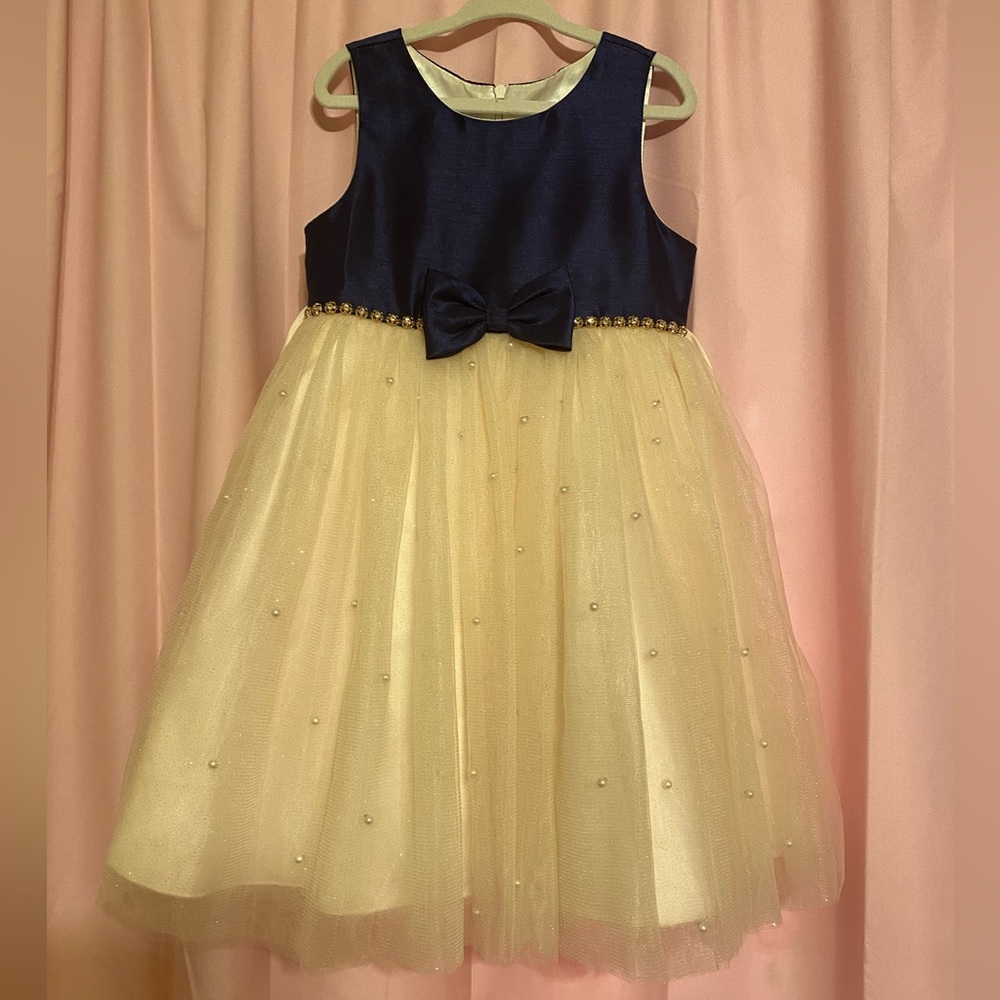 American Princess formal dress—Size 4